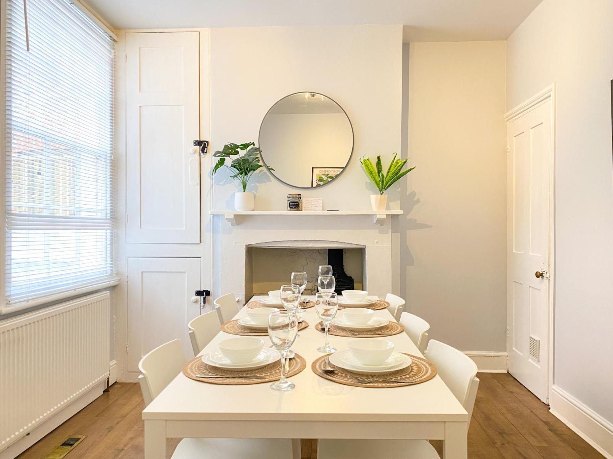 Stylish 3-Bedroom Home In Canterbury City-Centre - Superb Location! المظهر الخارجي الصورة